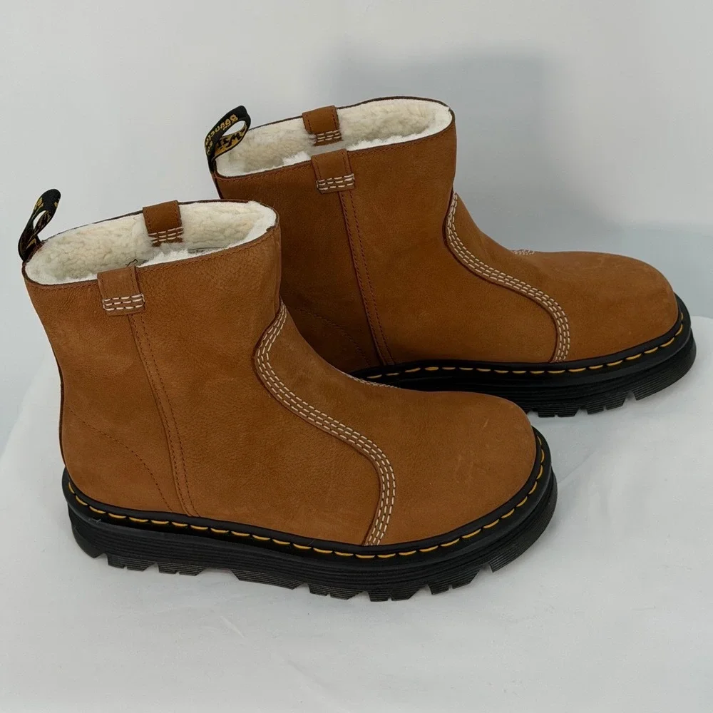 Dr. Martens Zebzag Rigger WL Tan Nubuck Faux Fur Lined Boots 10 NEW 111-01